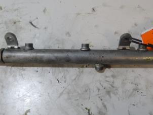 Gebruikte Injector brug Jeep Grand Cherokee (WH/WK) Prijs op aanvraag aangeboden door Bongers Auto-Onderdelen Zeeland