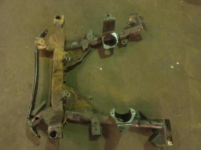 Gebruikte Subframe BMW X3 (E83) 3.0d 24V Prijs op aanvraag aangeboden door Bongers Auto-Onderdelen Zeeland