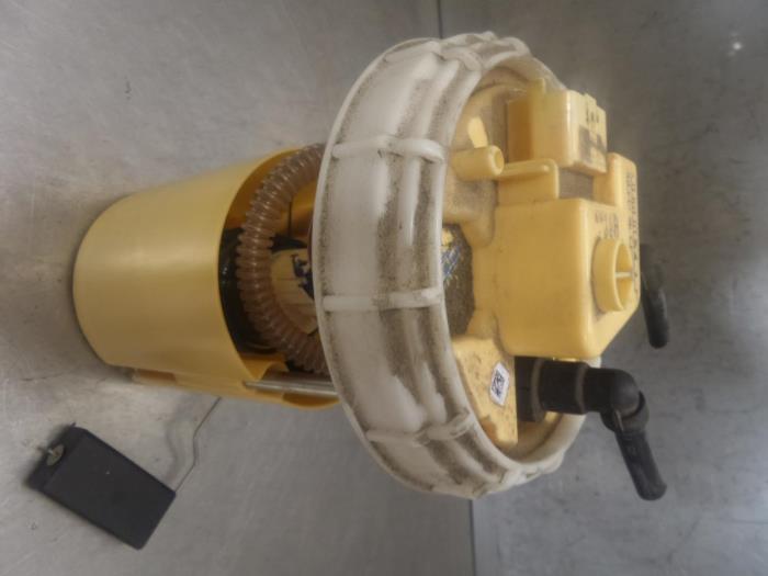Gebruikte Tank element Pomp Opel Corsa Prijs op aanvraag aangeboden door Bongers Auto-Onderdelen Zeeland