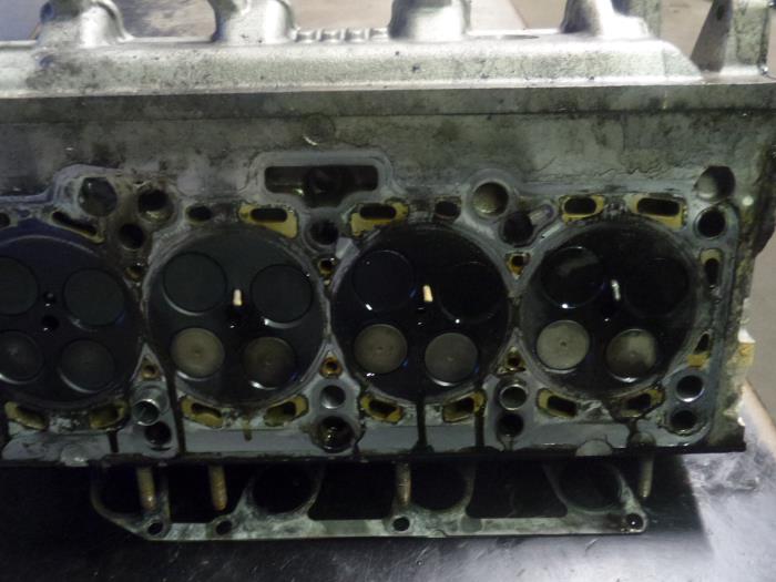 Gebruikte Cilinderkop Volkswagen Passat Prijs op aanvraag aangeboden door Bongers Auto-Onderdelen Zeeland