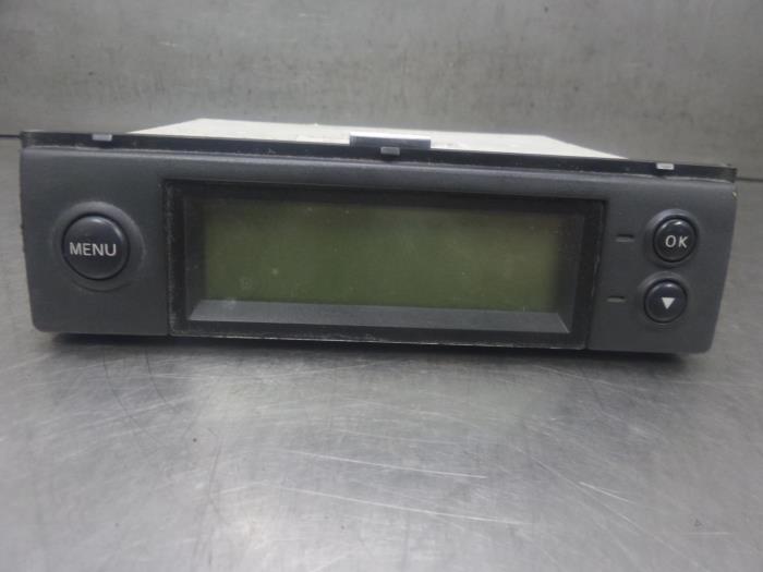 Gebruikte Display Interieur Nissan Micra Prijs op aanvraag aangeboden door Bongers Auto-Onderdelen Zeeland