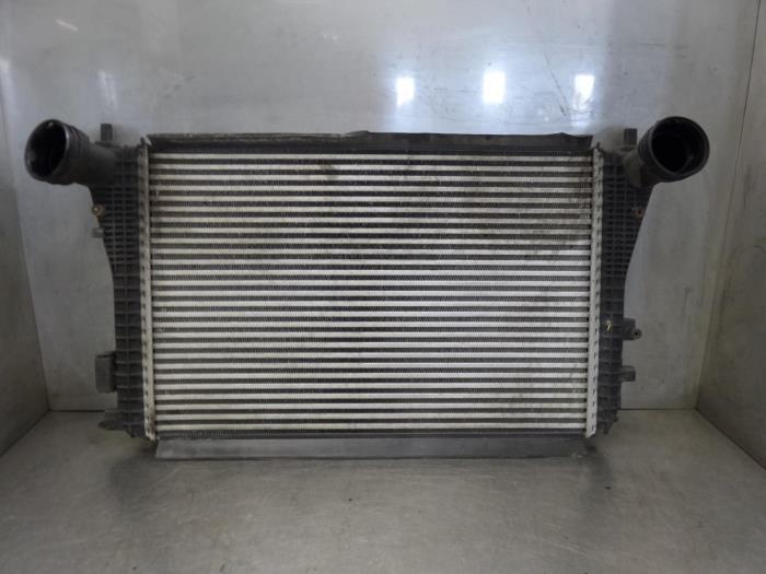 Gebruikte Intercooler Volkswagen Passat Variant (3C5) 2.0 TDI 16V 170 Prijs op aanvraag aangeboden door Bongers Auto-Onderdelen Zeeland