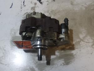 Gebruikte Dieselpomp Renault Espace (JK) 2.2 dCi 16V Prijs op aanvraag aangeboden door Bongers Auto-Onderdelen Zeeland