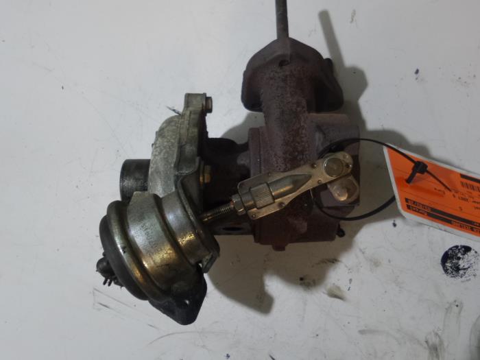 Gebruikte G-lader Fiat Grande Punto (199) 1.3 JTD Multijet 16V VGT Prijs op aanvraag aangeboden door Bongers Auto-Onderdelen Zeeland
