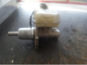 Gebruikte Hoofdremcilinder Mercedes Sprinter 3t (903) 311 CDI 16V Prijs op aanvraag aangeboden door Bongers Auto-Onderdelen Zeeland