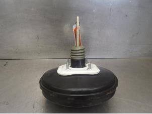 Gebruikte Rembekrachtiger Ford Transit 2.4 TDdi 16V 350M Prijs op aanvraag aangeboden door Bongers Auto-Onderdelen Zeeland