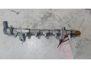 Gebruikte Injector brug Audi A4 (B8) 2.0 TDI 16V Prijs op aanvraag aangeboden door Bongers Auto-Onderdelen Zeeland