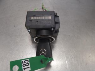 Gebruikte Kontaktslot + Sleutel Mercedes C (W203) 2.2 C-200 CDI 16V Prijs op aanvraag aangeboden door Bongers Auto-Onderdelen Zeeland