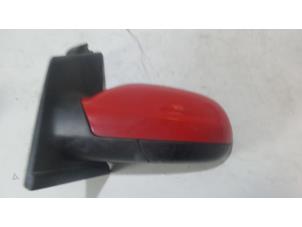 Gebruikte Spiegel Buiten links Volkswagen Fox Prijs op aanvraag aangeboden door Bongers Auto-Onderdelen Zeeland