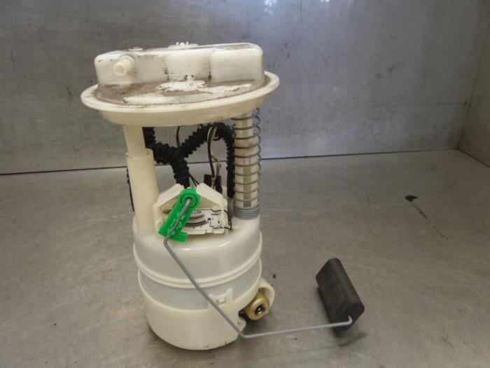 Gebruikte Tank element Pomp Renault Modus Prijs op aanvraag aangeboden door Bongers Auto-Onderdelen Zeeland
