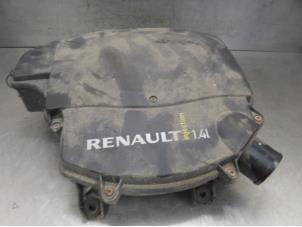 Gebruikte Luchtfilterhuis Dacia Sandero Prijs op aanvraag aangeboden door Bongers Auto-Onderdelen Zeeland