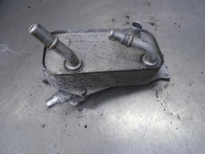 Gebruikte Oliekoeler BMW 3 serie Touring (E91) 320d 16V Prijs op aanvraag aangeboden door Bongers Auto-Onderdelen Zeeland