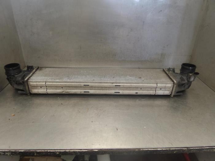 Gebruikte Intercooler Volvo V60 I (FW/GW) 2.0 D3 20V Prijs op aanvraag aangeboden door Bongers Auto-Onderdelen Zeeland