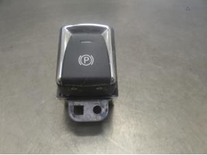 Gebruikte Handrem schakelaar Nissan Qashqai Prijs op aanvraag aangeboden door Bongers Auto-Onderdelen Zeeland