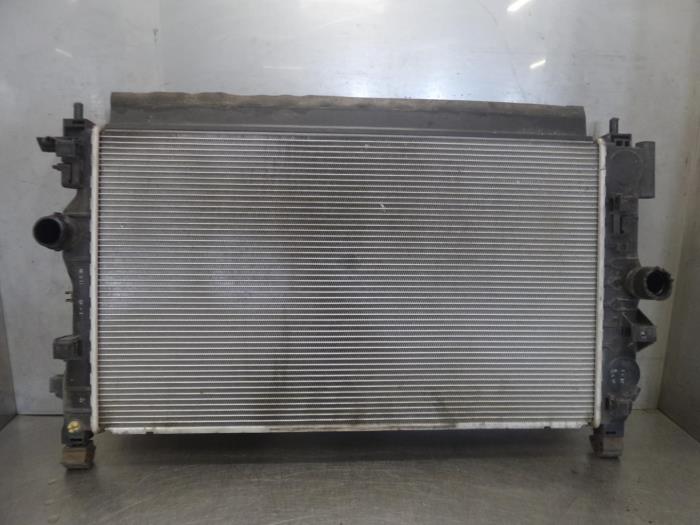 Gebruikte Radiateur Opel Zafira Prijs op aanvraag aangeboden door Bongers Auto-Onderdelen Zeeland