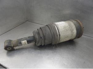 Gebruikte Schokbreker links-achter Landrover Range Rover Prijs op aanvraag aangeboden door Bongers Auto-Onderdelen Zeeland