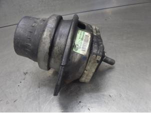 Gebruikte Motorrubber Landrover Range Rover Prijs op aanvraag aangeboden door Bongers Auto-Onderdelen Zeeland