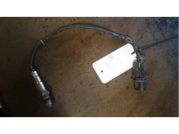 Lambda Sonde van een Volkswagen Lupo 2004