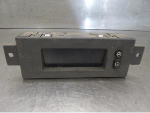 Gebruikte Display Interieur Renault Trafic Prijs op aanvraag aangeboden door Bongers Auto-Onderdelen Zeeland
