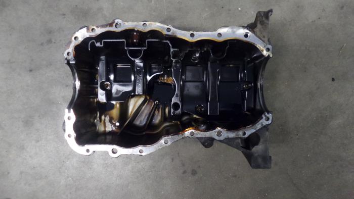 Gebruikte Carterpan Dacia Duster Prijs op aanvraag aangeboden door Bongers Auto-Onderdelen Zeeland