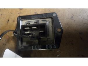 Gebruikte Kachel Weerstand Mitsubishi L400 Prijs op aanvraag aangeboden door Bongers Auto-Onderdelen Zeeland