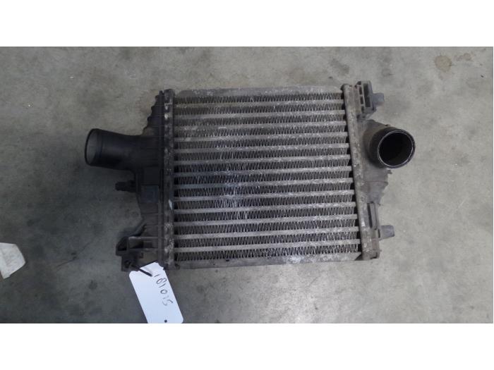 Gebruikte Intercooler Mercedes Vito Prijs op aanvraag aangeboden door Bongers Auto-Onderdelen Zeeland