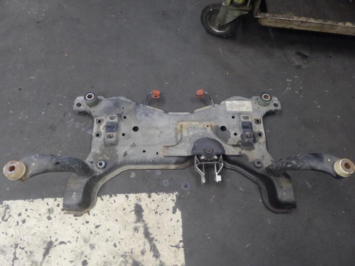 Gebruikte Subframe Ford Kuga Prijs op aanvraag aangeboden door Bongers Auto-Onderdelen Zeeland