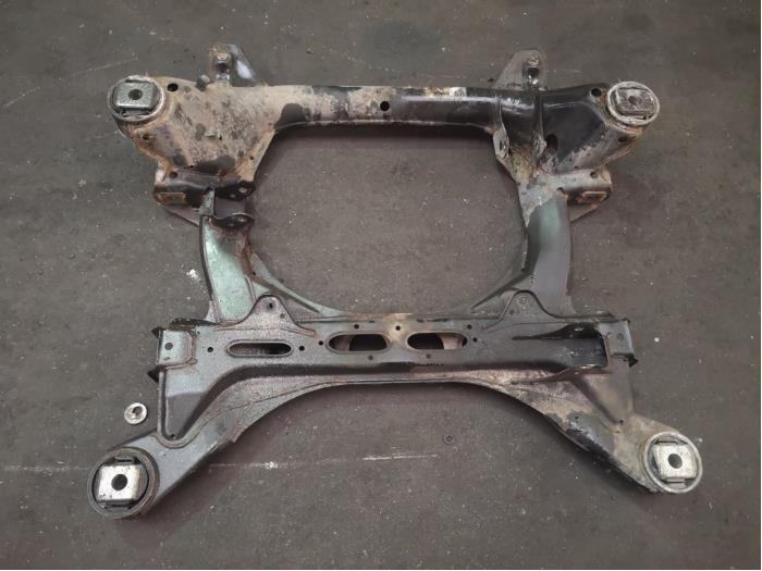Gebruikte Subframe Volkswagen Touareg (7LA/7L6) Prijs op aanvraag aangeboden door Bongers Auto-Onderdelen Zeeland