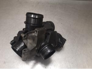 Gebruikte Gasklephuis Ford Focus 2 Wagon 1.6 TDCi 16V 100 Prijs op aanvraag aangeboden door Bongers Auto-Onderdelen Zeeland