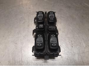 Gebruikte Elektrisch Raam Schakelaar Mercedes A-Klasse Prijs op aanvraag aangeboden door Bongers Auto-Onderdelen Zeeland