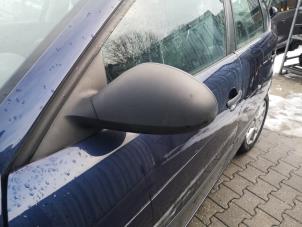 Gebruikte Spiegel Buiten links Seat Cordoba (6L2) 1.4 16V Prijs op aanvraag aangeboden door Bongers Auto-Onderdelen Zeeland