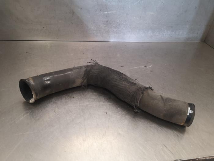 Gebruikte Intercooler Slang Mazda 5 Prijs op aanvraag aangeboden door Bongers Auto-Onderdelen Zeeland