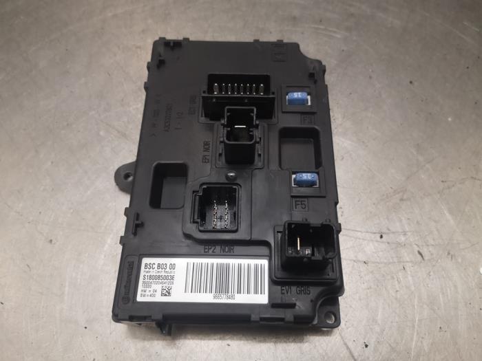 Gebruikte Comfort Module Peugeot Expert (G9) 2.0 HDi 120 Prijs op aanvraag aangeboden door Bongers Auto-Onderdelen Zeeland