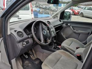 Gebruikte Airbag Set + Module Volkswagen Caddy Combi III (2KB,2KJ) 1.9 TDI Prijs op aanvraag aangeboden door Bongers Auto-Onderdelen Zeeland