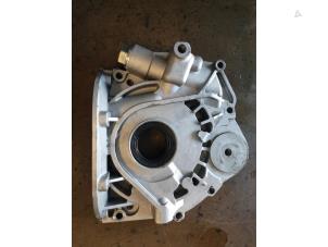 Gebruikte Oliepomp Volkswagen Crafter 2.5 TDI 30/35/50 Prijs op aanvraag aangeboden door Bongers Auto-Onderdelen Zeeland