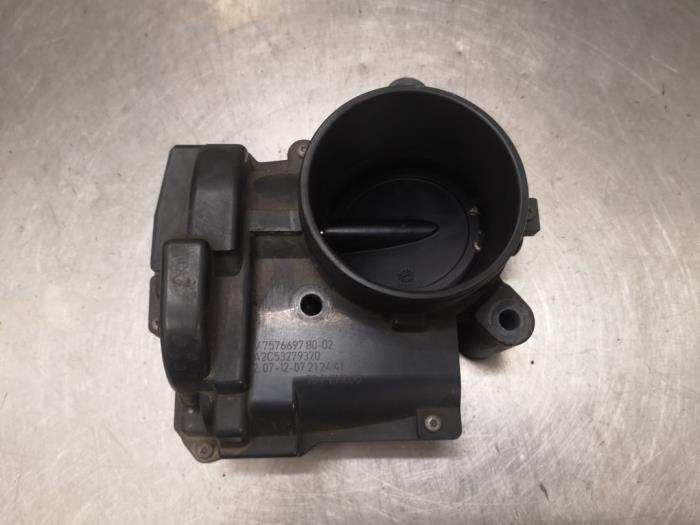 Gebruikte Gasklephuis Peugeot 207 SW (WE/WU) 1.4 16V Vti Prijs op aanvraag aangeboden door Bongers Auto-Onderdelen Zeeland