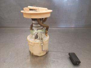 Gebruikte Tankvlotter Mazda 3 Prijs op aanvraag aangeboden door Bongers Auto-Onderdelen Zeeland