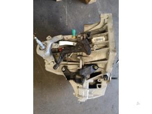 Gebruikte Versnellingsbak Renault Kadjar (RFEH) 1.3 TCE 140 FAP 16V Prijs op aanvraag aangeboden door Bongers Auto-Onderdelen Zeeland