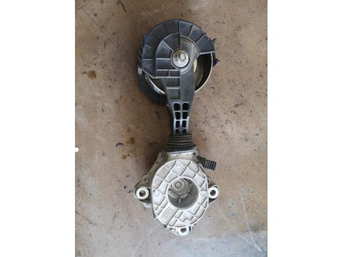 Gebruikte Spanner multiriem Peugeot 207 SW (WE/WU) 1.4 16V Vti Prijs op aanvraag aangeboden door Bongers Auto-Onderdelen Zeeland