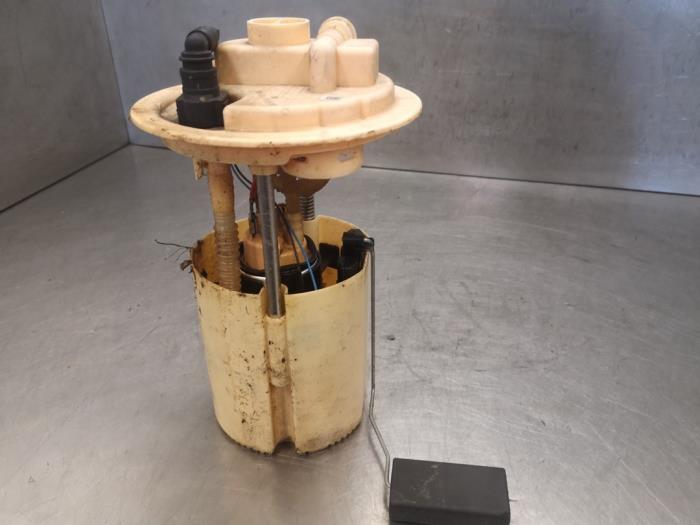 Gebruikte Tank element Pomp Alfa Romeo 159 Prijs op aanvraag aangeboden door Bongers Auto-Onderdelen Zeeland