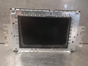 Gebruikte Display Multi Media regelunit Volvo V70 Prijs op aanvraag aangeboden door Bongers Auto-Onderdelen Zeeland