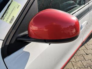 Gebruikte Buitenspiegel links Renault Twingo III (AH) 1.0 SCe 70 12V Prijs op aanvraag aangeboden door Bongers Auto-Onderdelen Zeeland