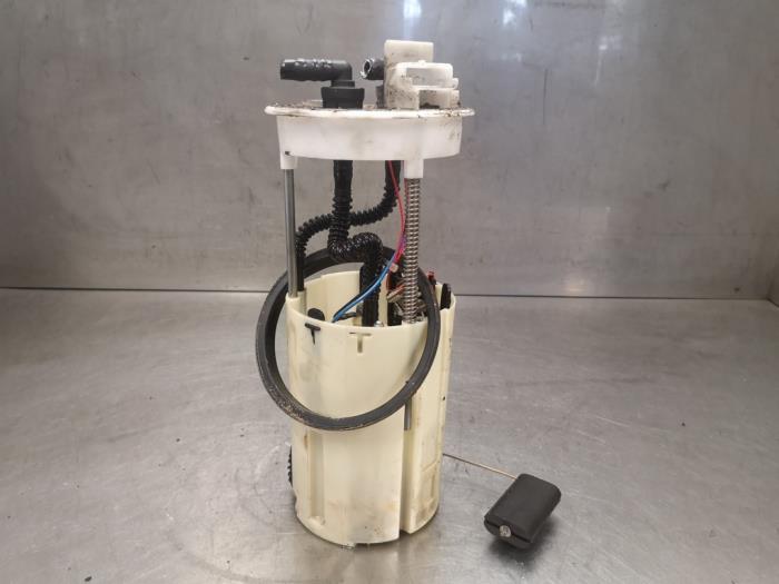 Gebruikte Tank element Pomp Fiat Ducato (243/244/245/247) 2.3 JTD 16V 15 Prijs op aanvraag aangeboden door Bongers Auto-Onderdelen Zeeland