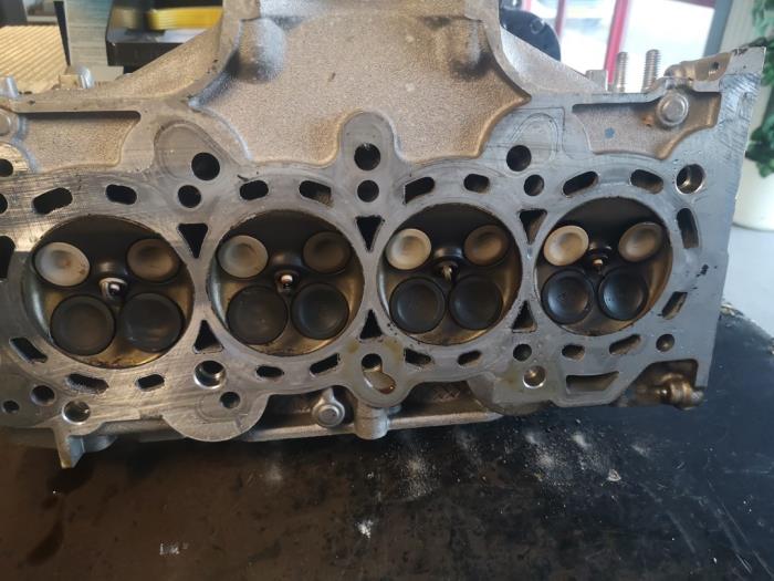 Cilinderkop van een Honda Jazz 2013