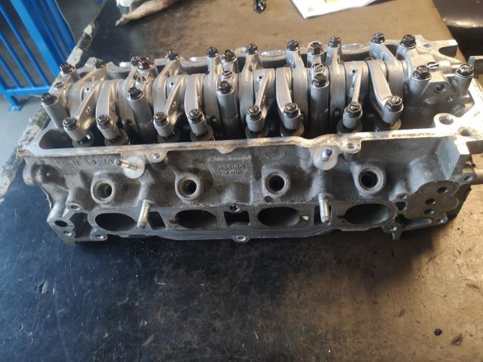 Cilinderkop van een Honda Jazz 2013