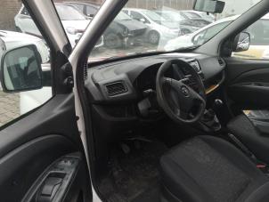 Gebruikte Airbag Set + Module Opel Combo 1.3 CDTI 16V ecoFlex Prijs op aanvraag aangeboden door Bongers Auto-Onderdelen Zeeland
