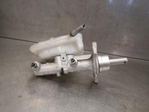 Gebruikte Hoofdremcilinder Opel Vivaro Prijs op aanvraag aangeboden door Bongers Auto-Onderdelen Zeeland