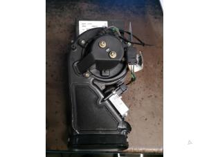 Gebruikte Chaufage Ventilatiemotor Landrover Range Rover III (LM) 4.4 V8 32V Prijs op aanvraag aangeboden door Bongers Auto-Onderdelen Zeeland