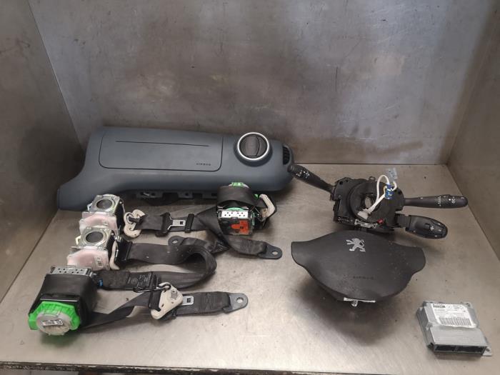 Peugeot Partner Airbag Sets + Modules voorraad