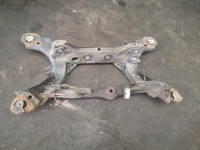 Gebruikte Subframe Chrysler 300 C 3.5 V6 24V Prijs op aanvraag aangeboden door Bongers Auto-Onderdelen Zeeland